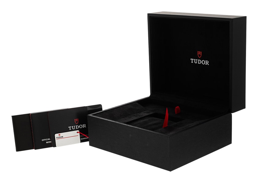 Tudor Black Bay M79230N-0009